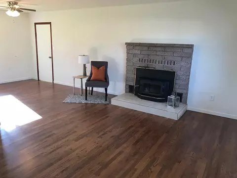 21981 Reading Dr, Anderson, CA 96007 photo 6