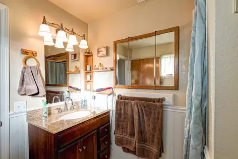 2173 Rancho Rd, Redding, CA 96002 photo 21