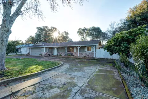 2173 Rancho Rd, Redding, CA 96002 photo 1