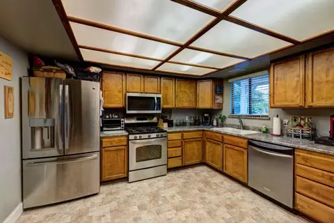 2173 Rancho Rd, Redding, CA 96002 photo 6