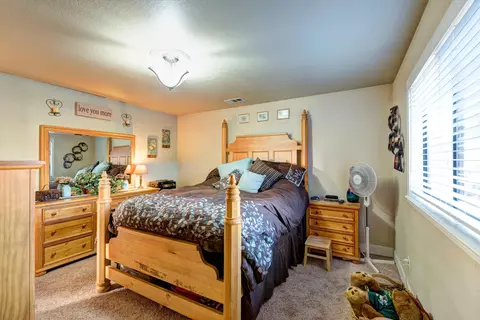 2173 Rancho Rd, Redding, CA 96002 photo 18