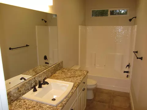 375 Beagle Ln, Redding, CA 96002 photo 10