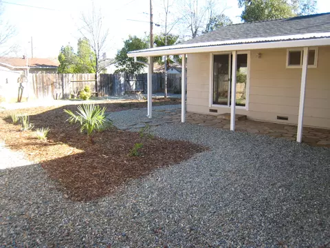 2402 Corona St, Redding, CA 96002 photo 13