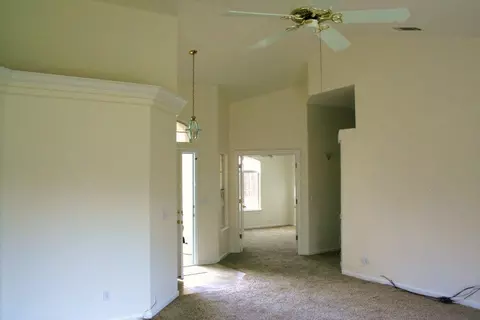 839 Rincon Way, Redding, CA 96003 photo 11