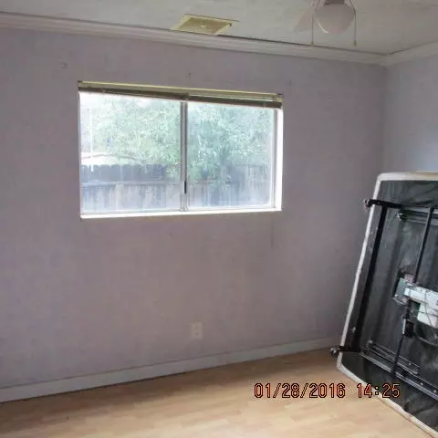 2121 Martian Way, Redding, CA 96002 photo 14