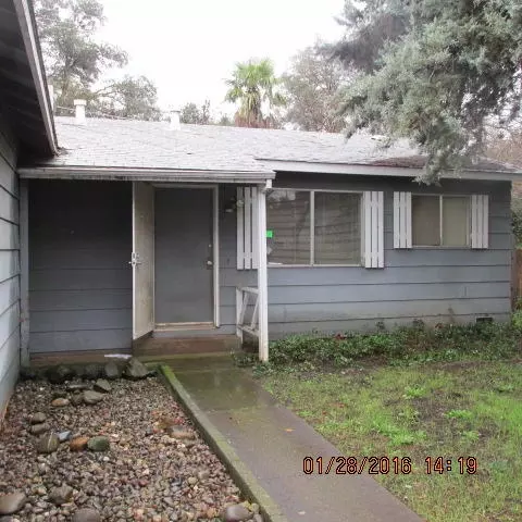 2121 Martian Way, Redding, CA 96002 photo 2