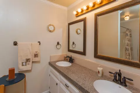 4289 Alta Campo Dr, Redding, CA 96002 photo 25