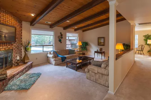 4289 Alta Campo Dr, Redding, CA 96002 photo 11