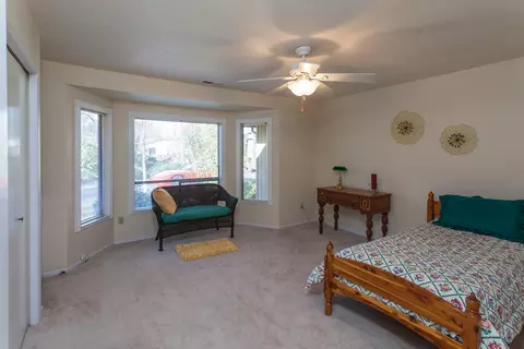 4289 Alta Campo Dr, Redding, CA 96002 photo 22