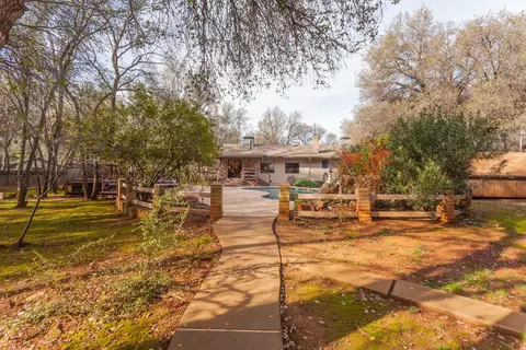 4289 Alta Campo Dr, Redding, CA 96002 photo 38