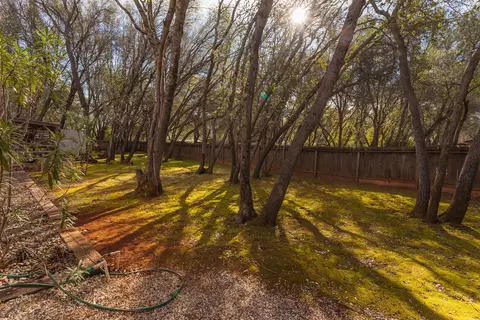 4289 Alta Campo Dr, Redding, CA 96002 photo 34