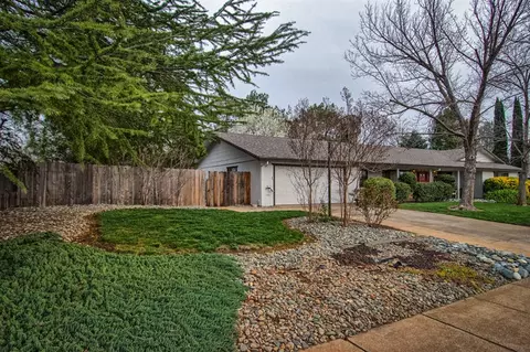 4885 Alta Saga Dr, Redding, CA 96002 photo 3