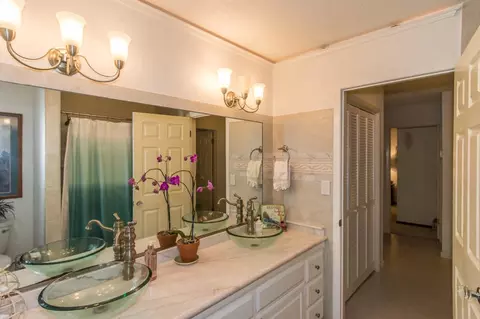 4885 Alta Saga Dr, Redding, CA 96002 photo 17
