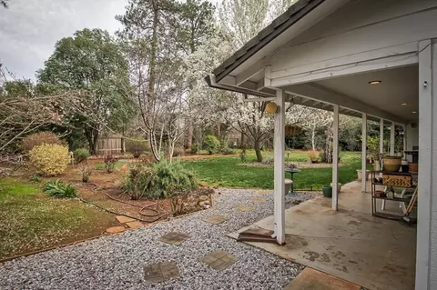 4885 Alta Saga Dr, Redding, CA 96002 photo 23