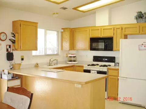 1735 Whistling Dr, Redding, CA 96003 photo 11