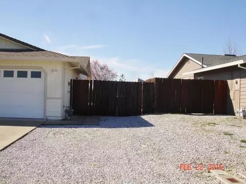1735 Whistling Dr, Redding, CA 96003 photo 2