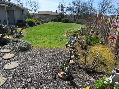 2445 Marion Ct, Redding, CA 96001 photo 25