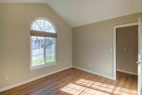 5794 Avery Way, Redding, CA 96003 photo 8
