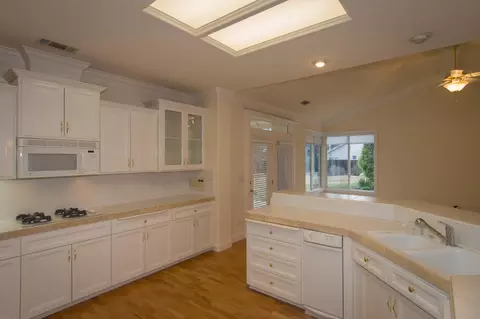 2604 Cumberland Dr, Redding, CA 96001 photo 15