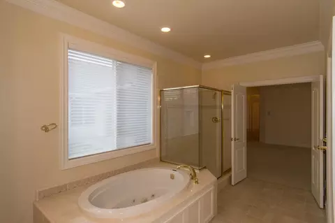 2604 Cumberland Dr, Redding, CA 96001 photo 33