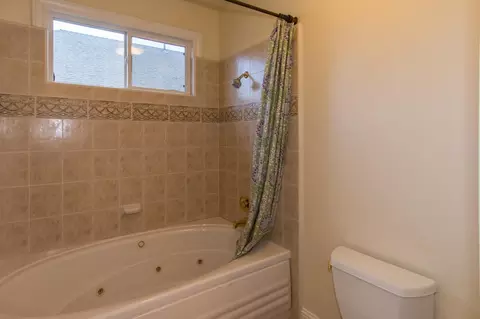 2604 Cumberland Dr, Redding, CA 96001 photo 24