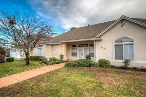 2604 Cumberland Dr, Redding, CA 96001 photo 2