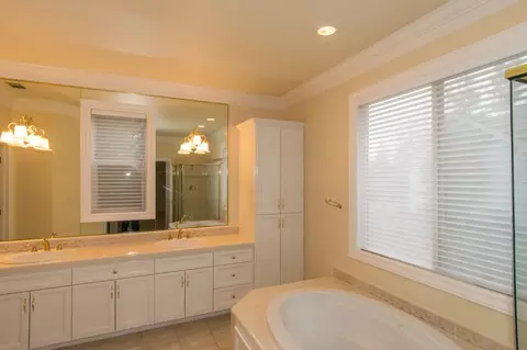 2604 Cumberland Dr, Redding, CA 96001 photo 36