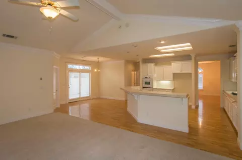 2604 Cumberland Dr, Redding, CA 96001 photo 13
