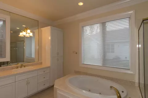 2604 Cumberland Dr, Redding, CA 96001 photo 32