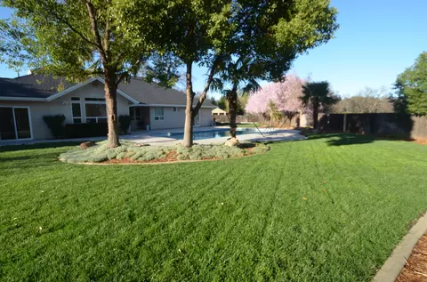 2682 La Rinconada Pl, Redding, CA 96002 photo 13