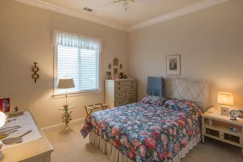 4172 Brittany Dr, Redding, CA 96002 photo 11