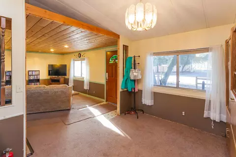 10709 Old Oregon Trl, Redding, CA 96003 photo 16