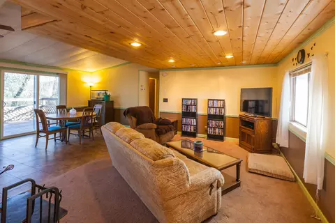 10709 Old Oregon Trl, Redding, CA 96003 photo 15