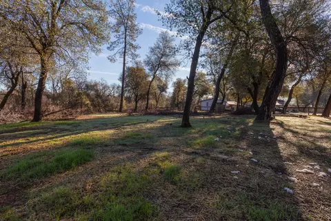 10709 Old Oregon Trl, Redding, CA 96003 photo 6
