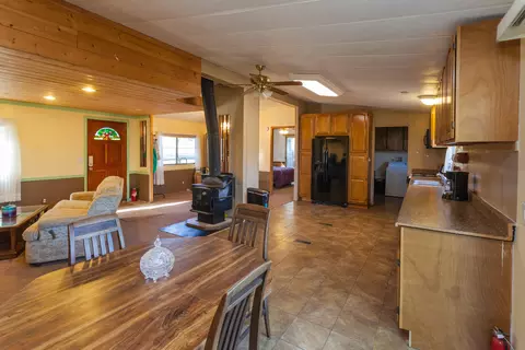10709 Old Oregon Trl, Redding, CA 96003 photo 19