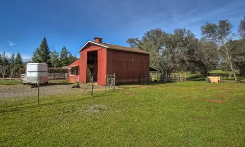 20858 Clough Creek Rd, Redding, CA 96002 photo 13