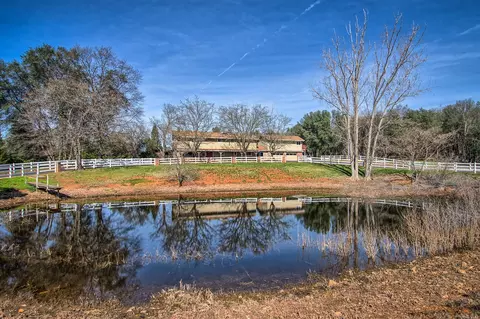 20858 Clough Creek Rd, Redding, CA 96002 photo 1