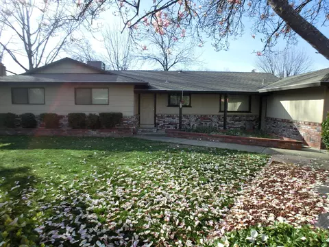 3460 Riverview, Redding, CA 96001 photo 2