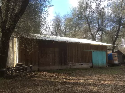 11602 Mae Ln, Redding, CA 96003 photo 5