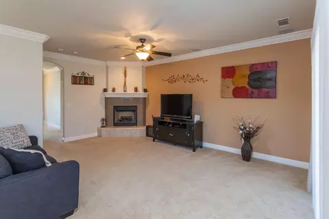 1318 Bonhurst Dr, Redding, CA 96003 photo 19