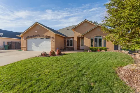 1318 Bonhurst Dr, Redding, CA 96003 photo 3