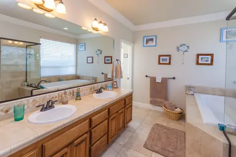1318 Bonhurst Dr, Redding, CA 96003 photo 35