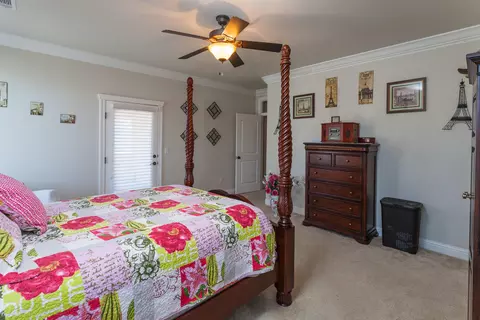 1318 Bonhurst Dr, Redding, CA 96003 photo 32