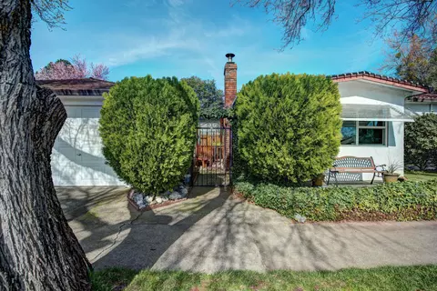 1754 Verda St, Redding, CA 96001 photo 5