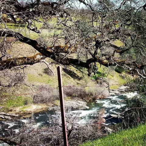 11647 Platina Rd, Ono, CA 96047 photo 2