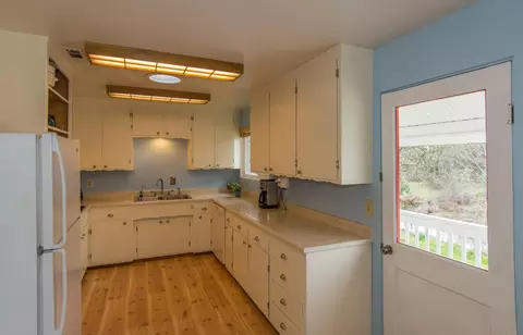 2550 Baier Rd, Redding, CA 96003 photo 6