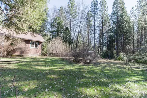 14944 Phillips Rd, Oak Run, CA 96069 photo 5