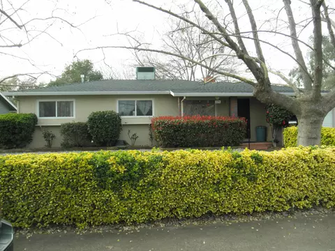 2856 Yana Ave, Redding, CA 96002 photo 1