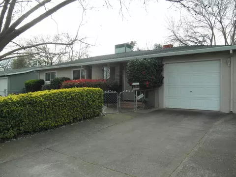 2856 Yana Ave, Redding, CA 96002 photo 2