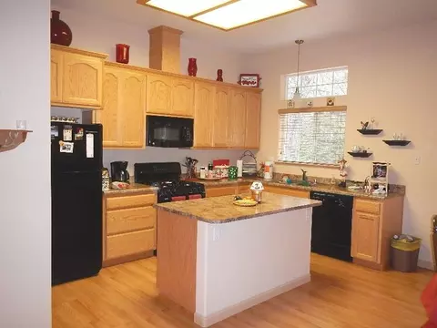 20157 Marquette St, Burney, CA 96013 photo 2